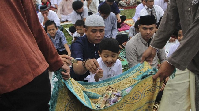 FOTO: Khusyuk Idul Adha 1440 Hijriah di Penjuru Nusantara