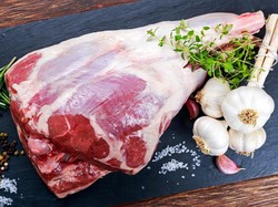 Harga Daging Sapi di Pasar Gedebage Tembus Rp140 Ribu!