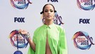 8 Gaya Selebriti di Karpet Merah Teen Choice Awards 2019 Tujuh gaya selebriti di karpet merah Teen Choice Awards 2019.