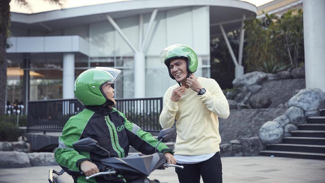 Grab Latih Ratusan Mitra Jadi Duta Wisata GrabBike Yogyakarta Duta wisata Grab akan memudahkan mobilisasi solo traveler di Yogyakarta. Hanya dalam satu layanan, pelancong mendapat transportasi praktis, aman, dan murah.