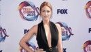 8 Gaya Selebriti di Karpet Merah Teen Choice Awards 2019 Tujuh gaya selebriti di karpet merah Teen Choice Awards 2019.