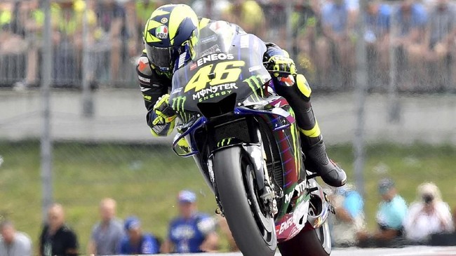 Valentino Rossi masih memiliki semangat bersaing di MotoGP Malaysia 2019 kendati hanya finis di urutan kedelapan pada MotoGP Australia.