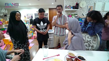 img-title Perpisahan Menyentuh Merry dengan Keluarga Raffi Ahmad