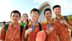 Indonesia Sabet 4 Medali di Olimpiade Informatika Dunia