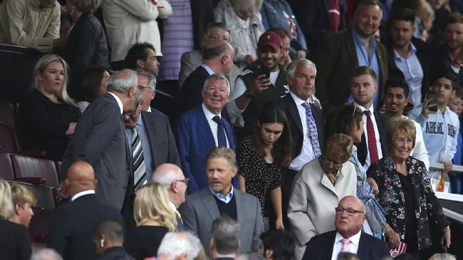 Ferguson Diprediksi Ketakutan Lihat MU vs Liverpool Legenda Liverpool Robbie Fowler yakin Sir Alex Ferguson bakal memiliki rasa takut saat menonton Manchester United menjamu The Reds di Liga Inggris.