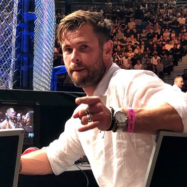 Chris Hemsworth Bintangi Film Netflix 'Spiderhead'