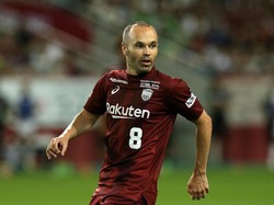Iniesta Nyaris Main di India