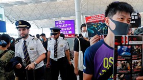 Demonstran Pulang, Bandara Hong Kong Kembali Dibuka