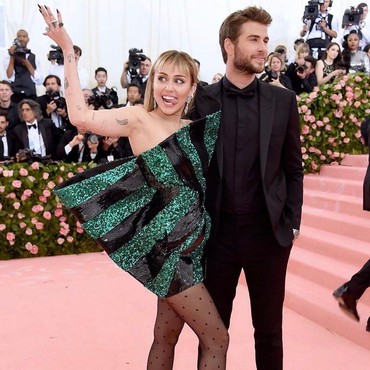 'Flowers' Part 2, Miley Cyrus Disebut Kembali Sindir Liam di Lagu Baru