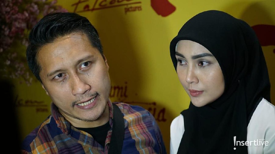 Tanggapan Arie Untung & Fenita Arie soal RUU KUHP Arie Untung dan Fenita Arie tanggapi RUU KUHP.