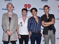 Terjebak di Hong Kong, The Vamps Tunda Konser di Jakarta
