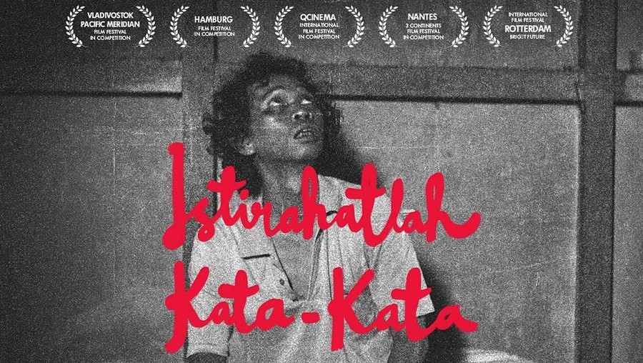 Sejumlah film Indonesia yang memicu kontroversial saat perilisannya.