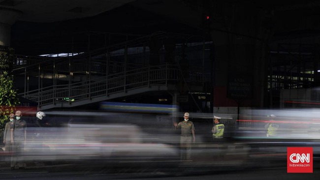 Ditlantas Polda Metro Jaya memperpanjang masa peniadaan kebijakan ganjil-genap di DKI Jakarta hingga 19 April mendatang.
