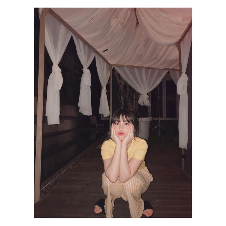 6 Pesona Zara, Si Cantik yang Lulus Dari JKT48 Adhisty Zara, atau yang dikenal Zara mengumumkan lulus dari idol group JKT48. Insertlive sajikan deretan potret cantik Zara saat menjadi personel JKT48: