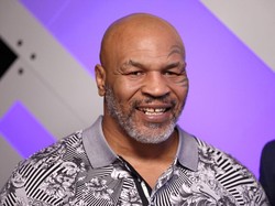Ketika Mike Tyson Menantang Seekor Gorila