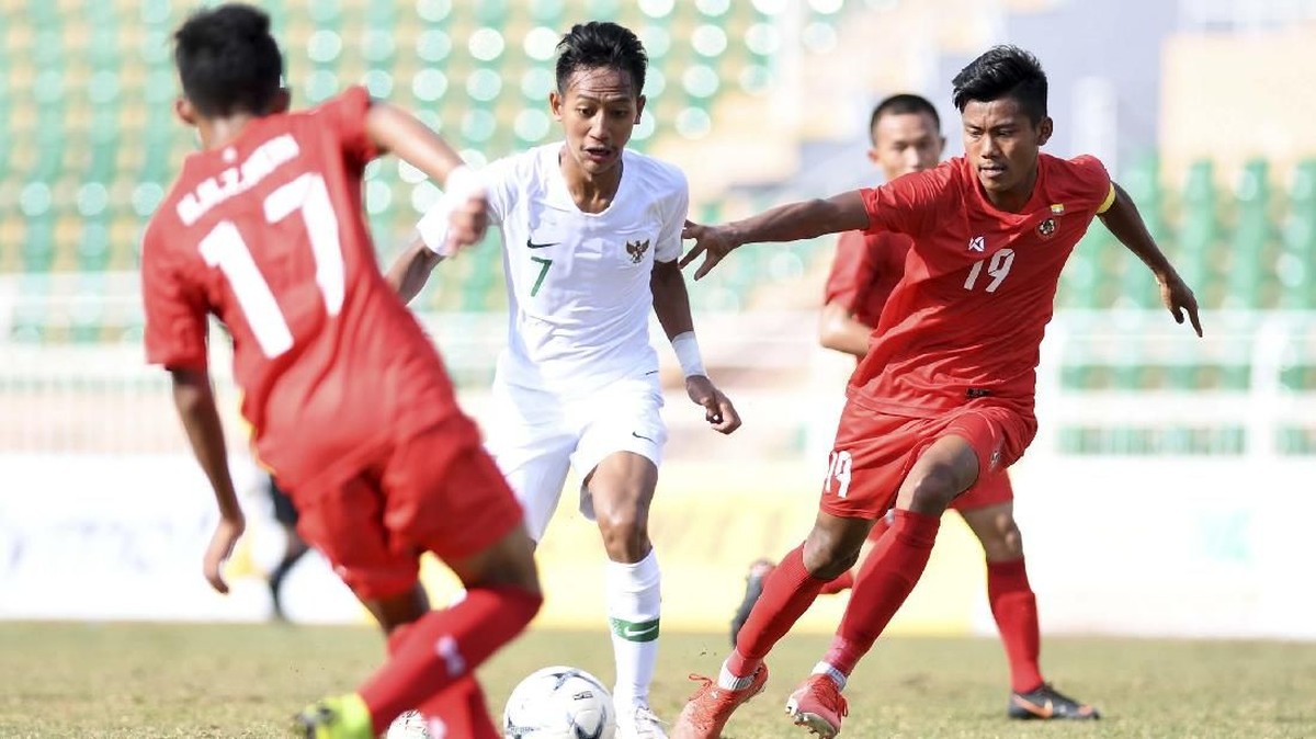 FOTO: Timnas Indonesia U-18 Ditahan Imbang Myanmar