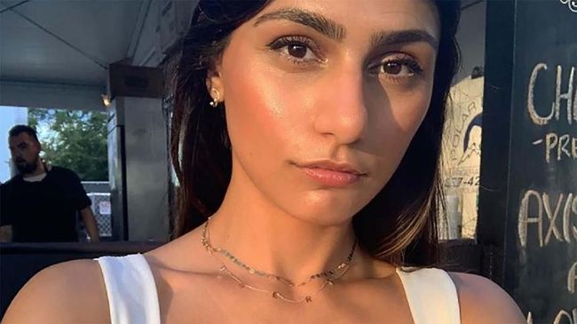 Mia Khalifa diputus kontrak oleh Playboy setelah membela Palestina dalam perang Israel vs Hamas yang terjadi sejak akhir pekan lalu.