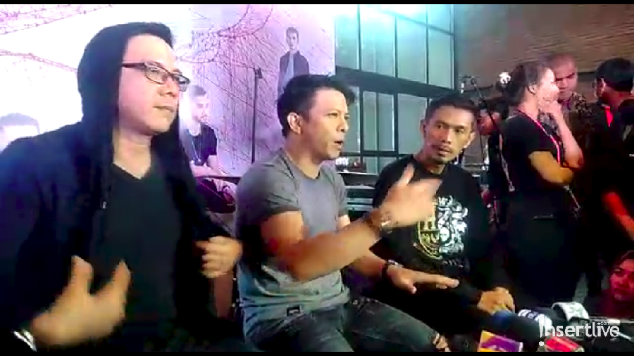 Ariel dan personil lainnya mengungkapkan kekhawatiran saat mengetahui Uki hengkang.