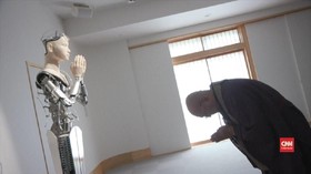 VIDEO: Pendeta Robot Mulai 