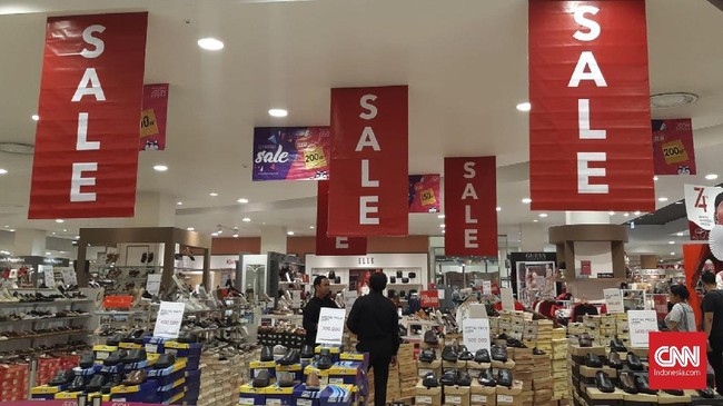 Penutupan mal AEON dimulai hari ini hingga 13 Agustus mendatang setelah dua karyawan positif virus corona.