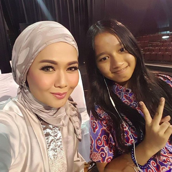 <p>Sehat selalu Dea Mirella dan Melody! (Foto: Instagram @deamirella)</p>