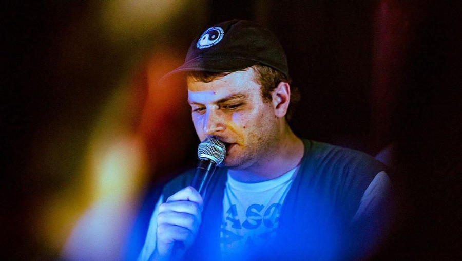 Lirik Lagu Nobody - Mac Demarco Ulasan lirik lagu berjudul Nobody yang dinyanyikan oleh Mac Demarco.