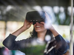 Belajar Online Pakai Virtual Reality, Biar Jumpa Teman dan Guru