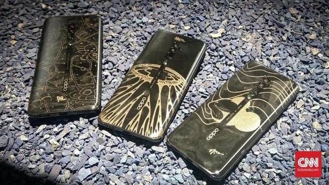HP Oppo merupakan salah satu merk smartphone yang sudah lama beredar di Indonesia dengan harga terjangkau dan punya keunggulan di bagian kamera.