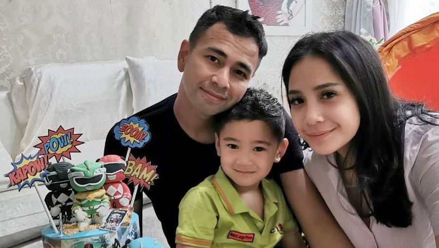 Rafathar, putra pasangan Nagita Slavina dan Raffi Ahmad ini membuat gempar netizen dengan uang jajannya.