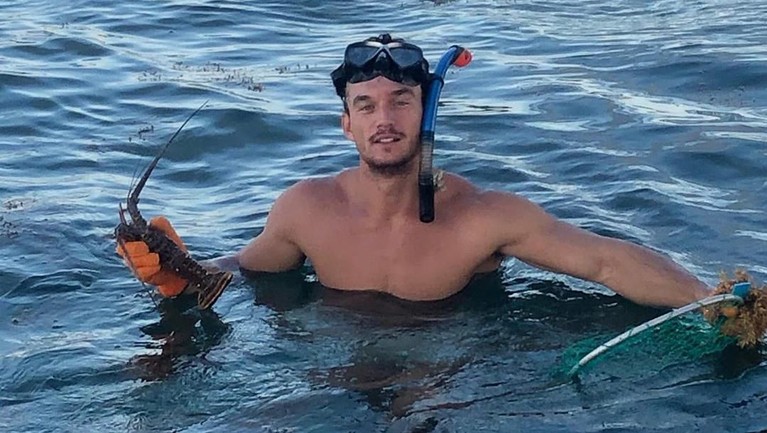Mengenal Tyler Cameron, Pria yang Disebut Pacar Baru Gigi Hadid Fakta-fakta menarik tentang Tyler Cameron, pria yang disebut menjadi pacar baru model ternama, Gigi Hadid.