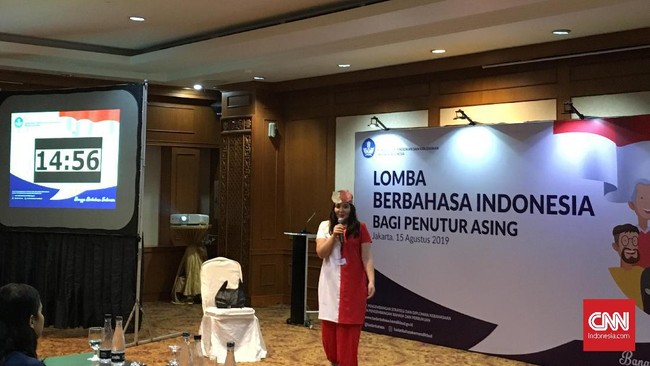 Sejumlah penutur asing dari 17 negara yang mengikuti lomba berbahasa Indonesia, kemarin mengakui bahasa Indonesia indah, tapi tidak mudah dipelajari.