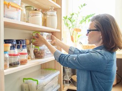 5 Tips Jaga Kualitas Makanan tetap Maksimal saat Musim Hujan