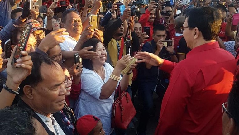 Ahok atau Basuki Tjahaja Purnama membongkar beberapa fakta menarik tentang kedatangannya di Kupang, NTT. Apa yah?