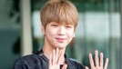 Penampilan pertama kalinya Kang Daniel usai kisah cintanya dengan Jihyo TWICE terbongkar&period; 