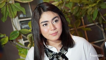 img-title Usai Operasi Tumor Tiroid, Kondisi Thalita Latief Membaik