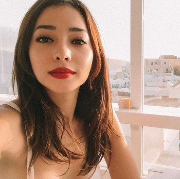 Rumah Mewah Nikita Willy Dilengkapi Televisi Khusus Sinetron Dirinya