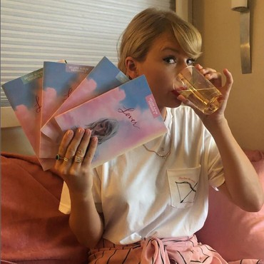 Lirik Lagu Lover - Taylor Swift