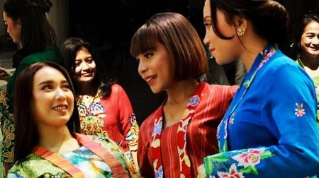 Cinta, Merdeka, dan Kebaya