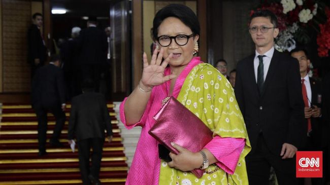 Bantah ICW, Menlu Retno Sebut Rajin Lapor LHKPN Retno LP Marsudi membantah laporan ICW yang menyebutkan bahwa menteri luar negeri RI tersebut belum menyerahkan LHKPN ke KPK.