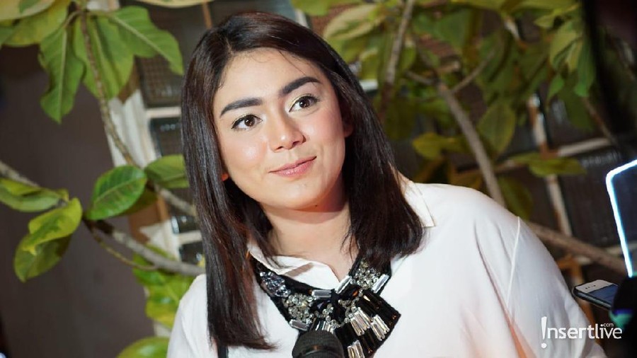 Thalita Latief mengidap tumor tiroid stadium 4.
