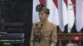 VIDEO: Jokowi Minta Pemerintah Sederhanakan Regulasi