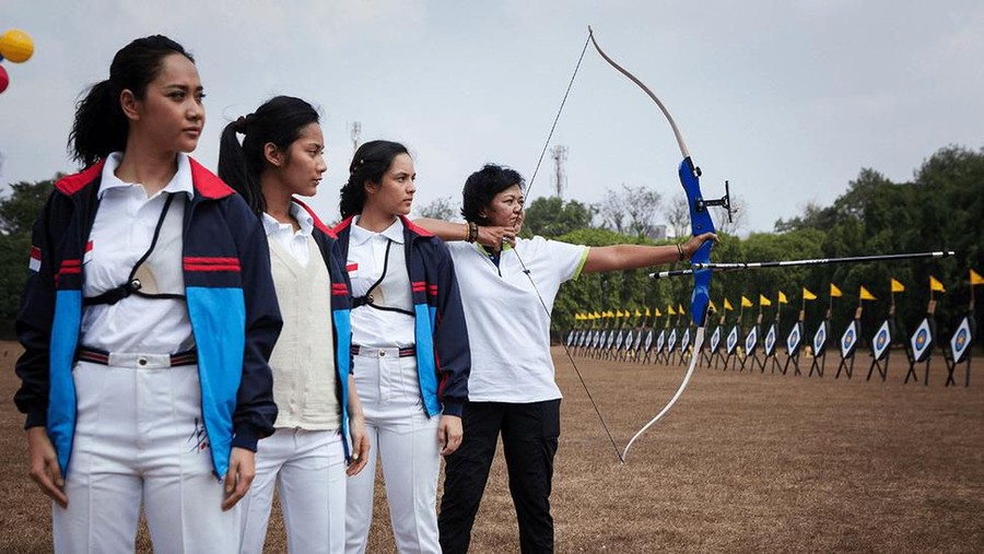 4 Film Indonesia Bertema Perjuangan Anak Bangsa 4 film ini menceritakan kisah perjuangan anak Indonesia untuk berbakti bada bangsa dan negara.
