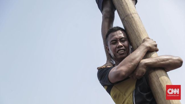 Berikut berbagai ide lomba 17 Agustus untuk bapak-bapak agar suasana perayaan HUT RI semakin meriah dan semangat.