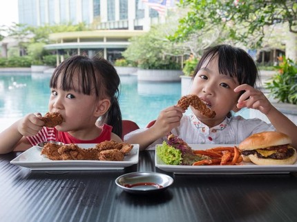 Rayakan HUT RI Bareng Keluarga & Nikmati Promo Seru 17 Agustus