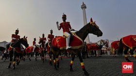 FOTO: Perayaan HUT ke-74 RI di Pantai Reklamasi dan Monas