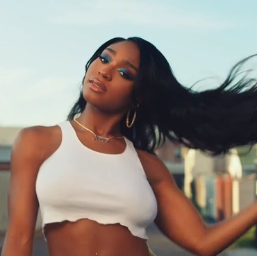 Lirik Lagu Motivation - Normani
