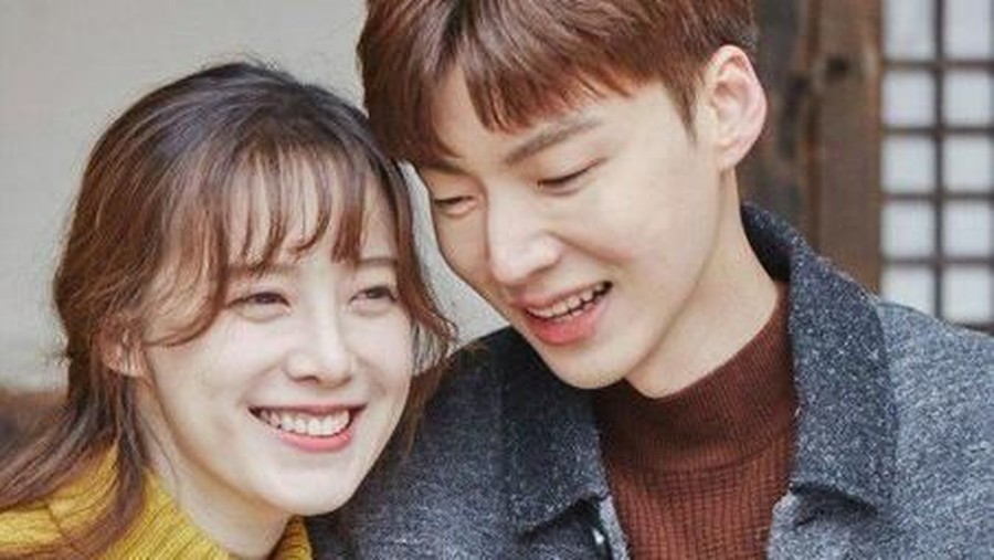 Ahn Jae Hyun-Ku Hye Sun, Menikah Sederhana dan Perceraian Mengejutkan Ini kisah perjalanan Ahn Jae Hyun dan Ku Hye Sun hingga berujung perceraian.