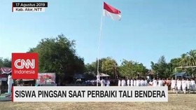 VIDEO: Siswa Terjatuh dan Pingsan Saat Perbaiki Tali Bendera