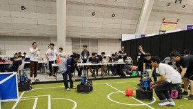 Tim ITS Rebut 14 Penghargaan dari Kejuaraan Dunia Robot FIRA