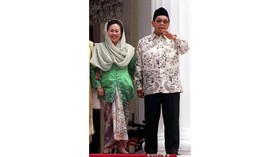 Buku Ungkap Dokumen Rahasia Skenario Penjatuhan Gus Dur